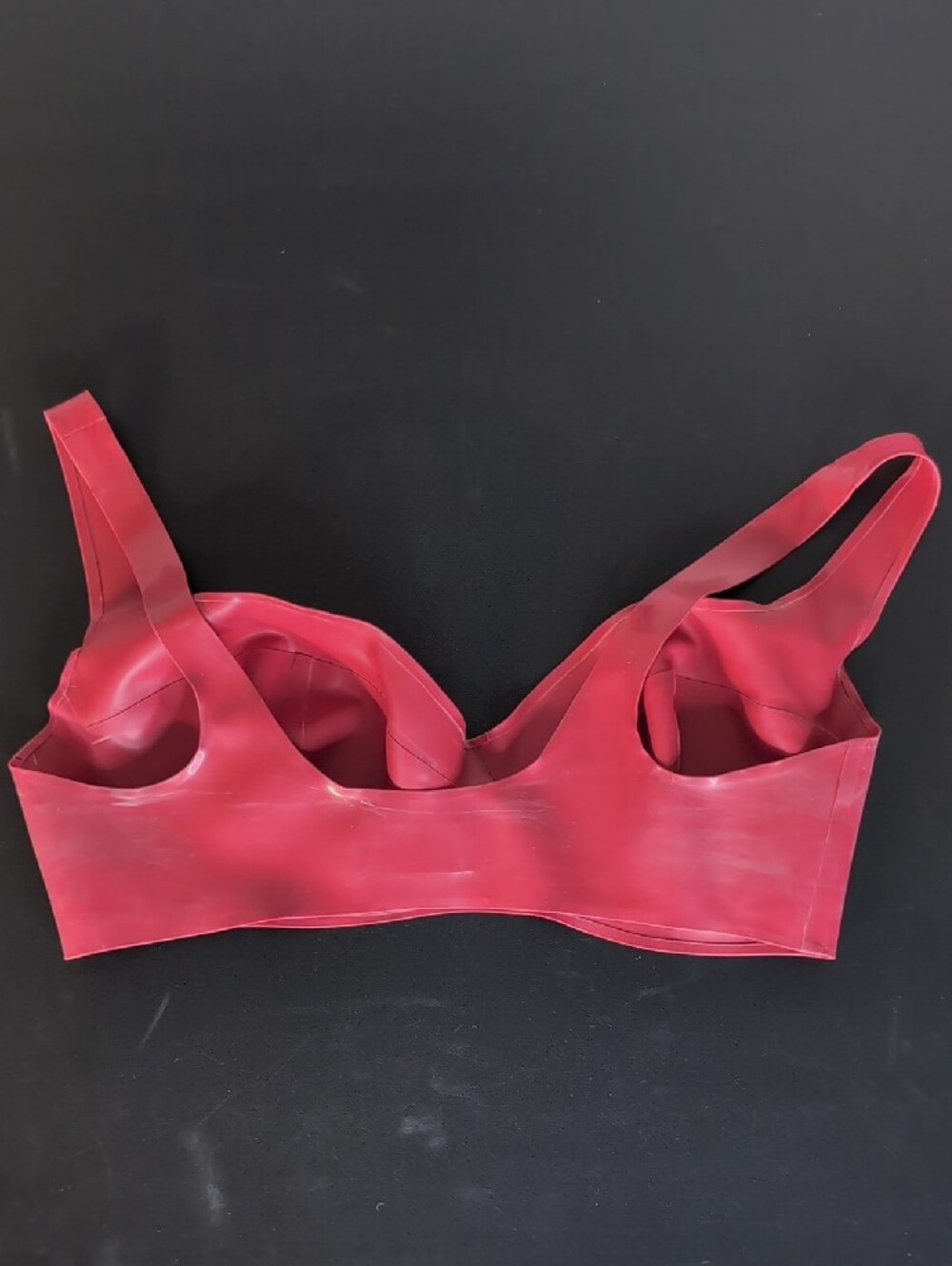 Latex Bra - Picture 3 of 6